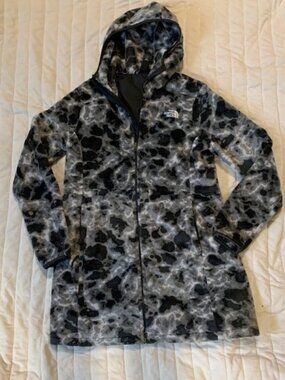 Barely Worn THE NORTH FACE Osito Fleece Parka Jacket Coat M Lined Camo MidLength